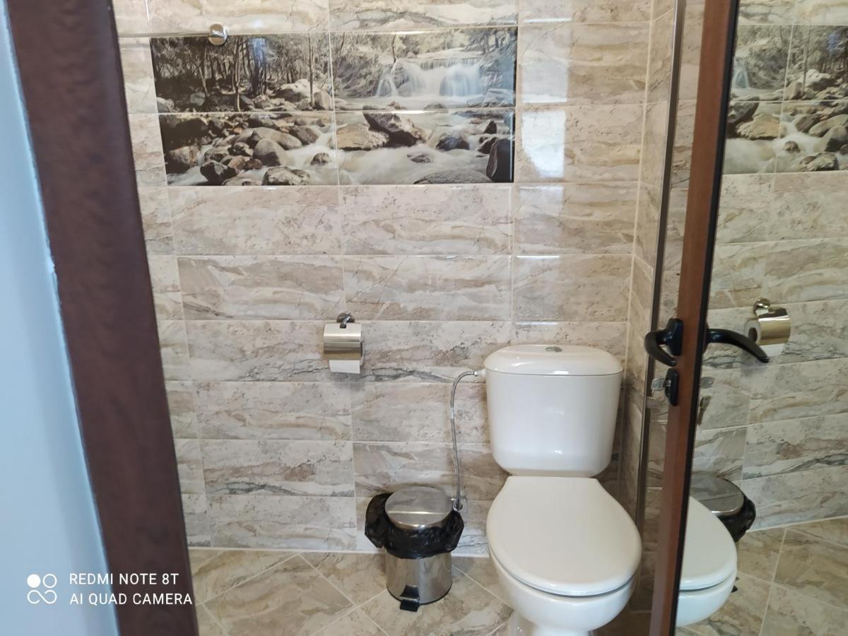 Вили Елеганс Сърница Bagian luar foto